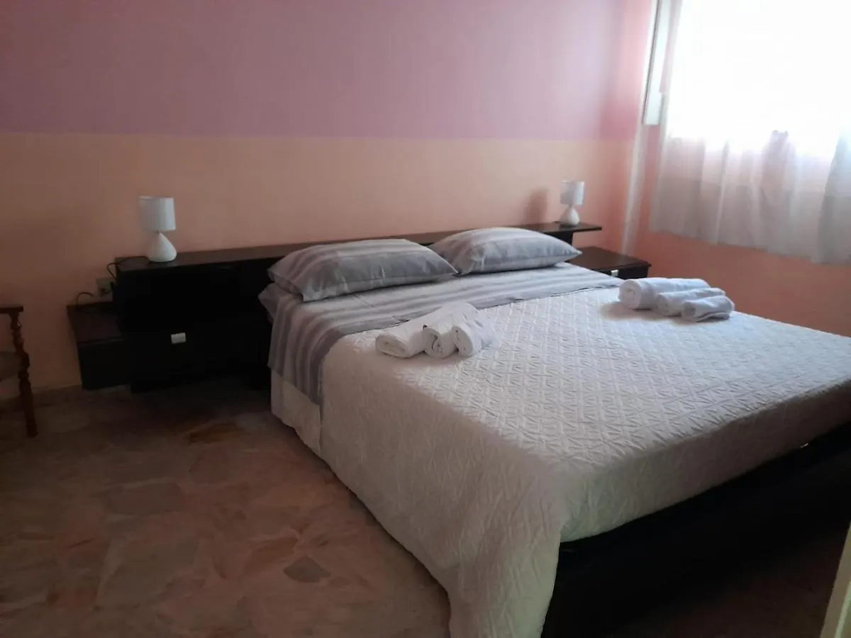 לינה וארוחת בוקר פקינו Casa Gioia
